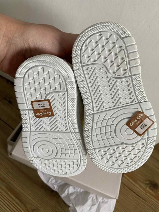 Бебешки обувки...