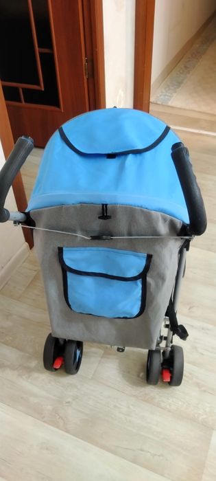 Продаю коляску трость