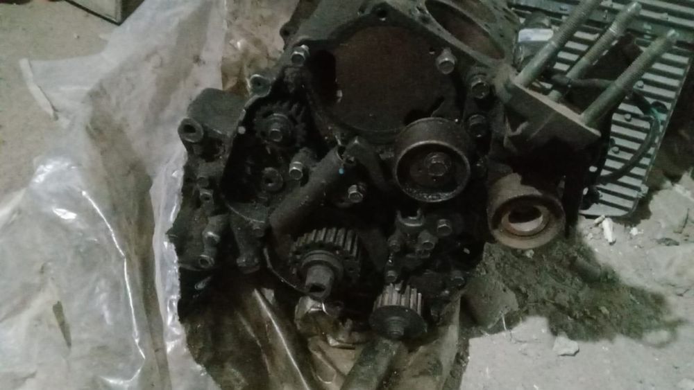 Блок мотора 4g63,  вал стандарт , комплект
