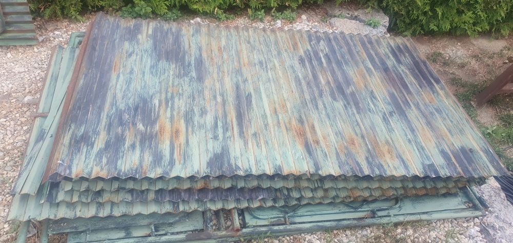 Врати и оградни пана.