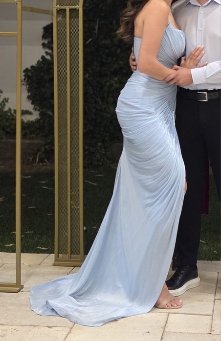 Vând rochie,mărimea 40!