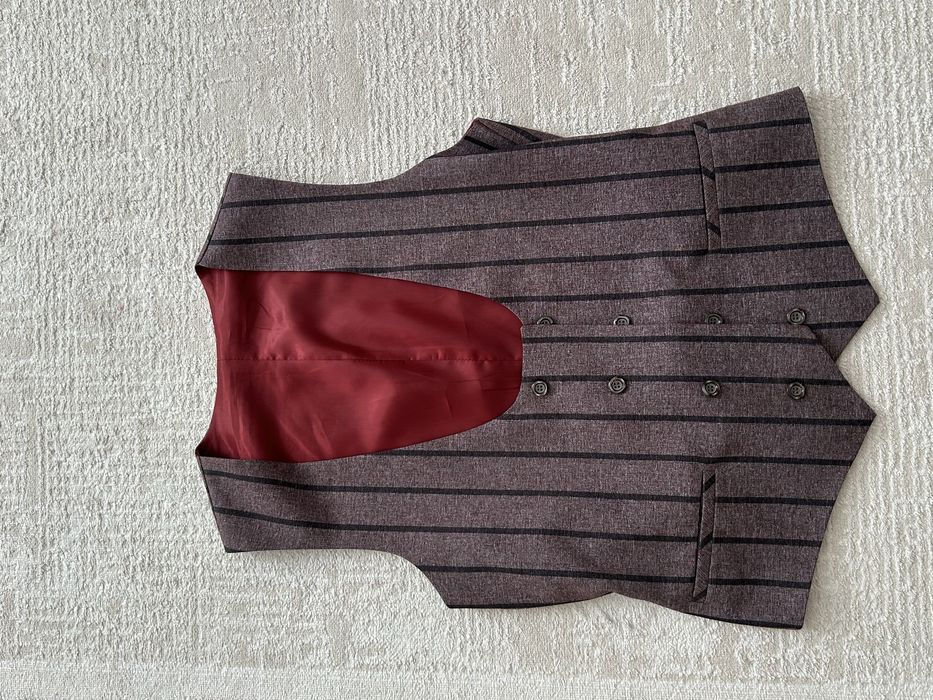 Костюм,тройка,бордовый.