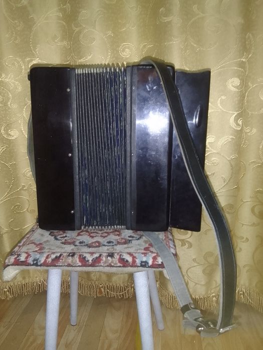 Продам гармонь "Тульская".