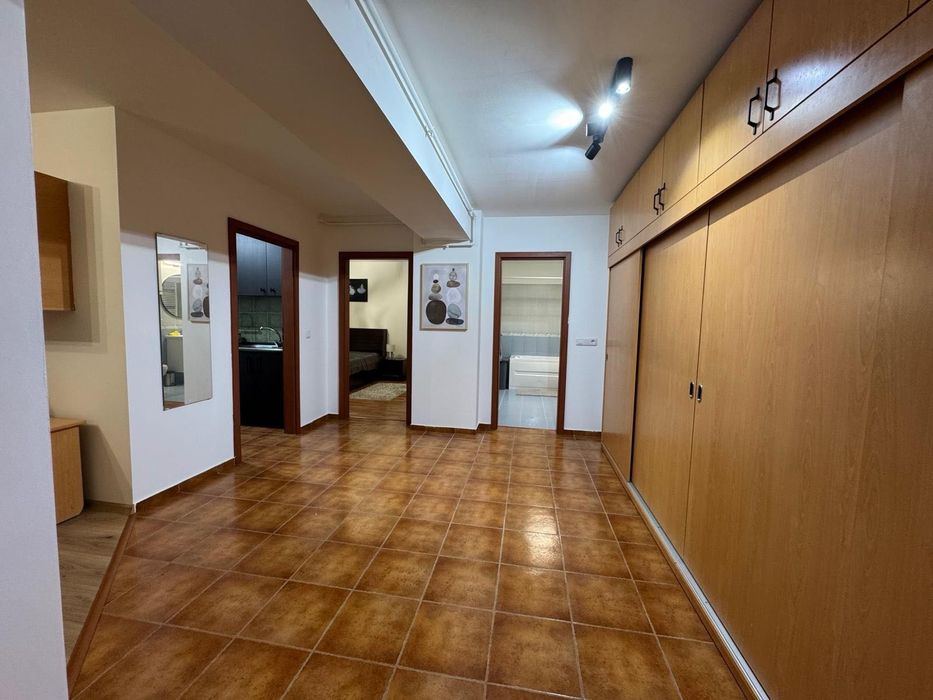 Apart 2 cam. 65m2 utili de inchiriat (complex Confort City) cu 2 locuri de parcare
