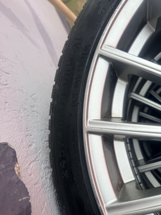Vand roti  245/40 R19 cu anvelope iarna