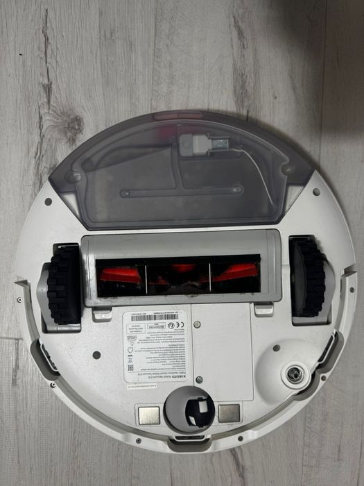 Xiaomi robot vacuum E10