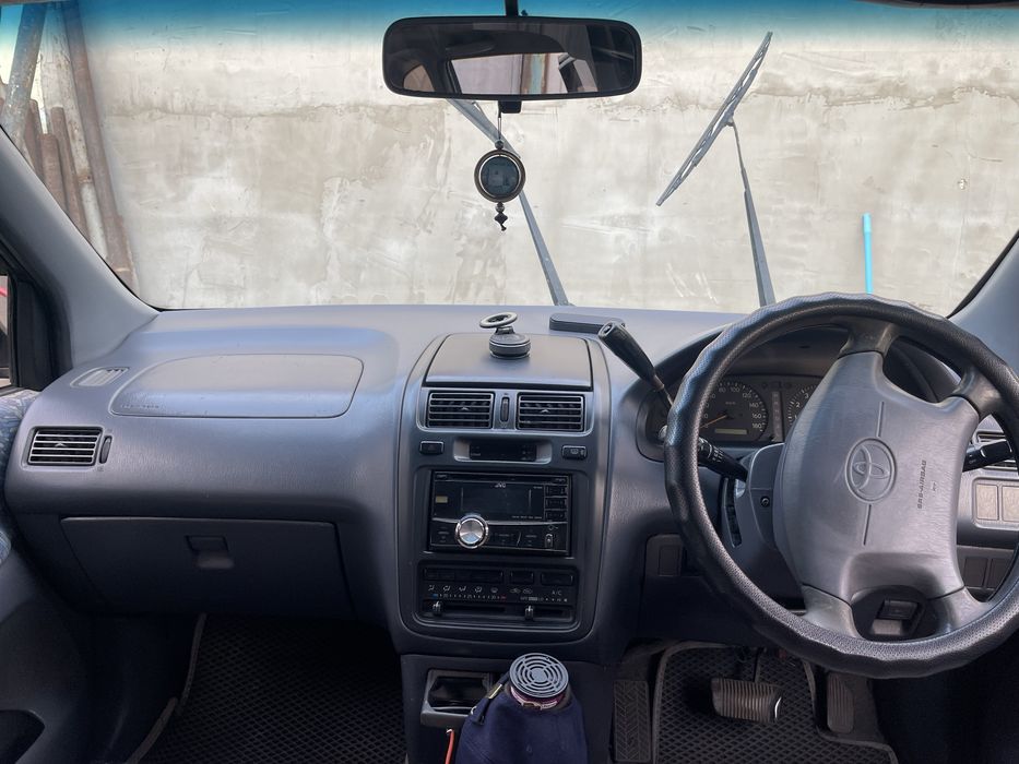 Продам Toyota Ipsum 1996