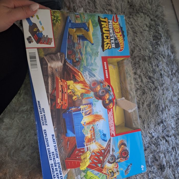 Писта hot wheels,  комплекти за игра