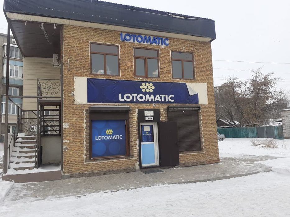 От фундамента до крыши