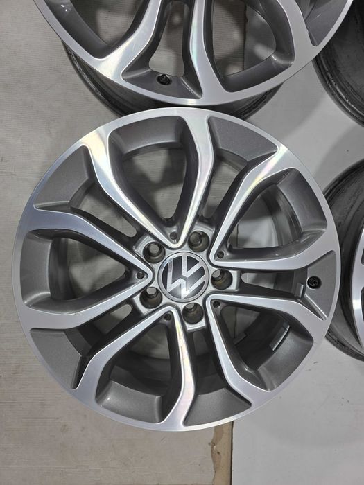 Jante 17 originale pt VW Passat T-Roc Skoda Kodiaq Karoq Octavia Superb 7J et48.5 5x112