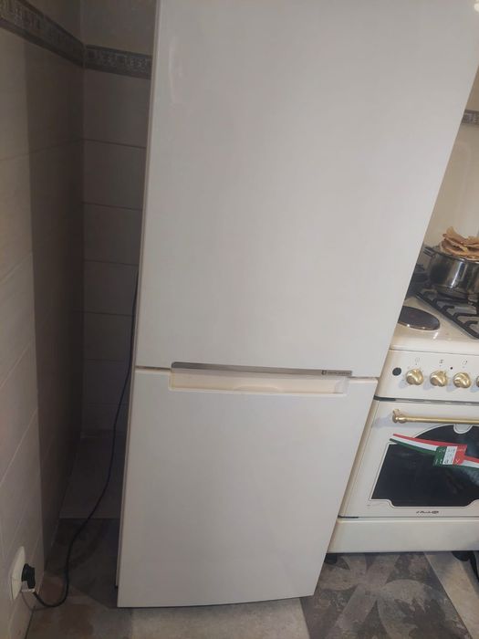 Холодильник Samsung