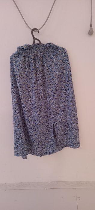 «Тілігі бар гүлді жазғы сарафан».