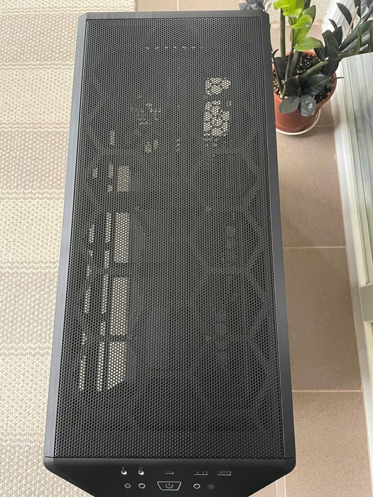 Carcasa be quiet! Dark Base 701 Black nou