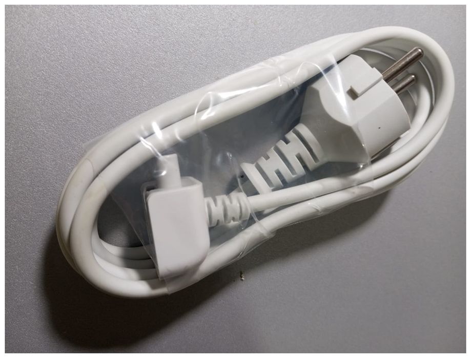 от ( Apple ) зарядка для MacBook - блок питания .