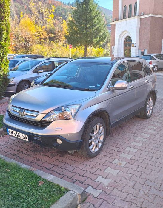 Продавам 4650 евро.