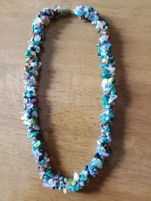 Натуральный камень , браслеты, бусы