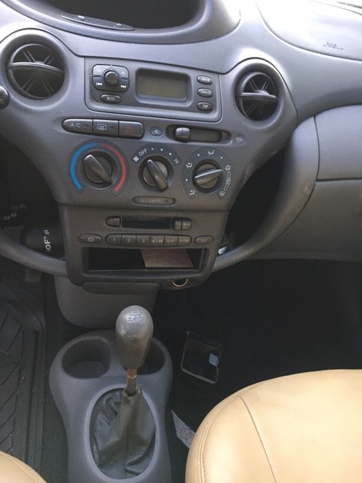 Toyota Yaris 1.4 D4D Тойота Ярис 1.4 Д4Д - на части!!