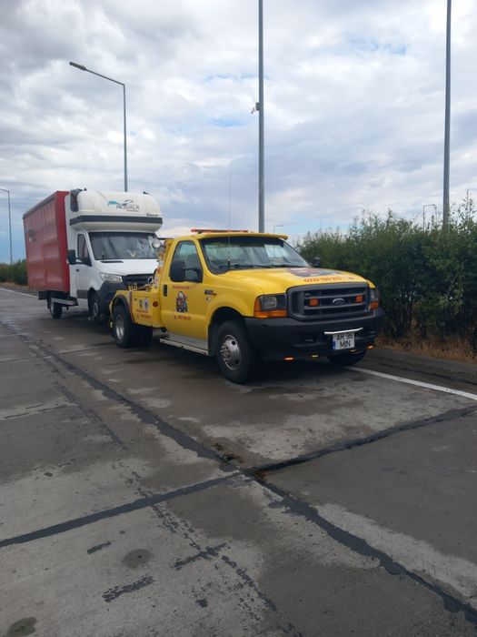 Tractări utilaje până în 10 t deblocări auto, accidente