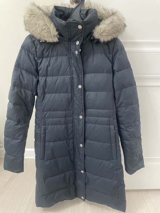 Пуховик Tommy Hilfiger на девочку XS
