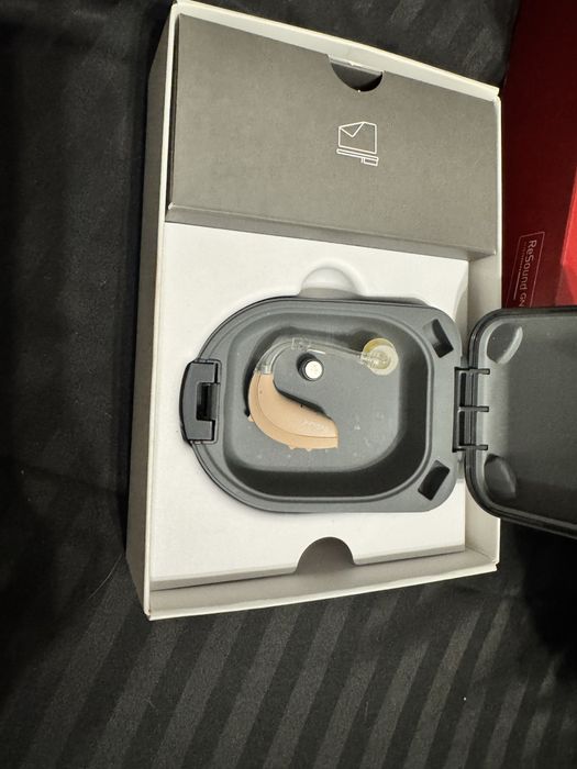 Продаю слуховой аппарат