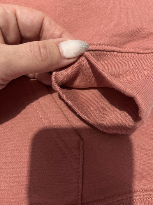 Суичър  с вата много мекичък и топъл