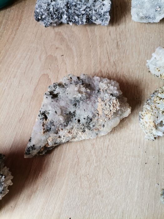 Естествен Родопски кристал