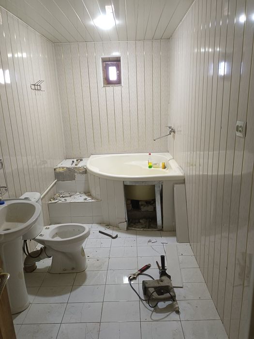 Ванна угловой и большой