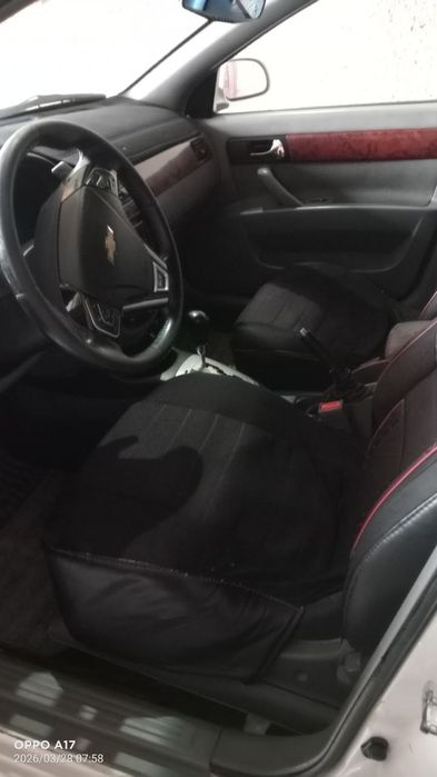 Ласетти 1.8 автомат люкли сотилади