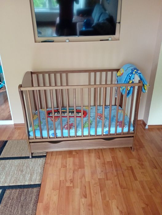 Pătuț bebe.          .