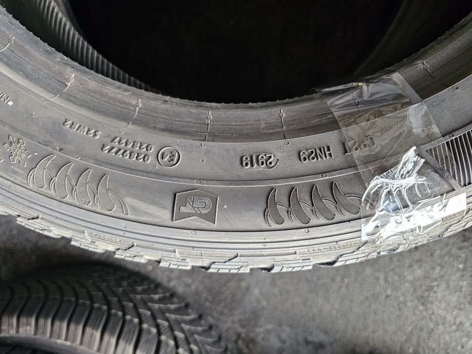 225 55 R 18 general iarna