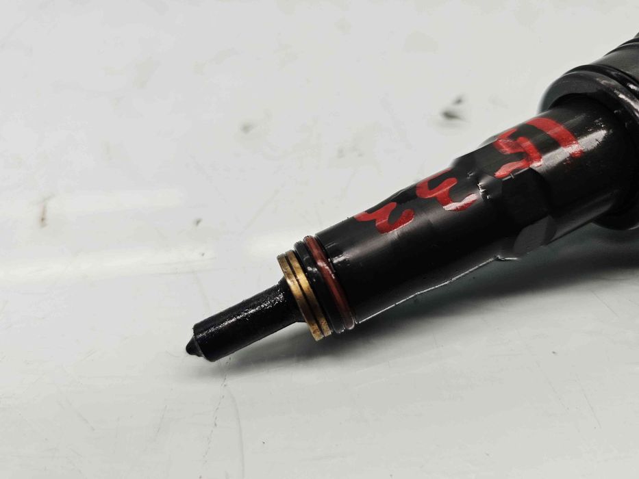 Injector Volkswagen Passat B6 Variant (3C5) [Fabr 2005-2010] 038130073