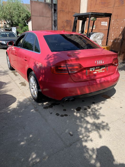 Aripa stanga  Audi a4 b8 2009