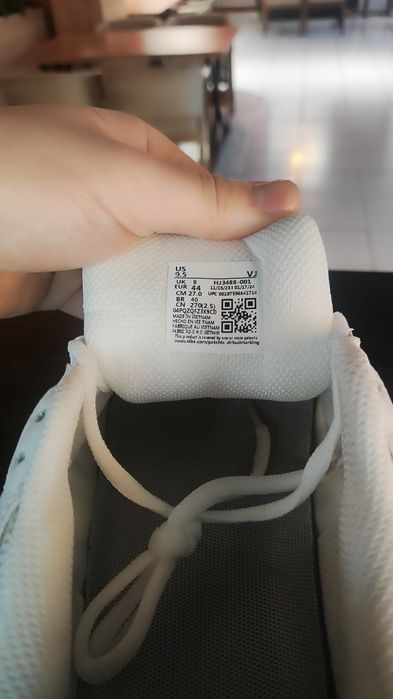 Nike кроссовки белые новые 44размер