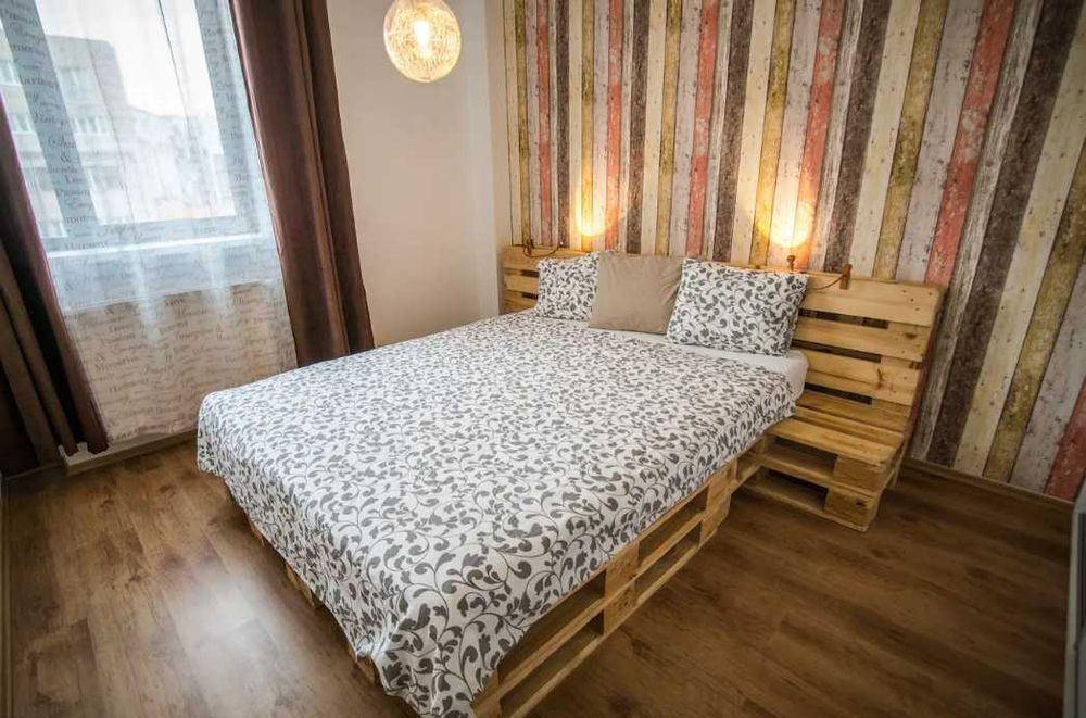 Дава се под наем Двустаен апартамент в Пловдив, Младежки Хълм - 63 кв.м за 306 € - Снимка #1