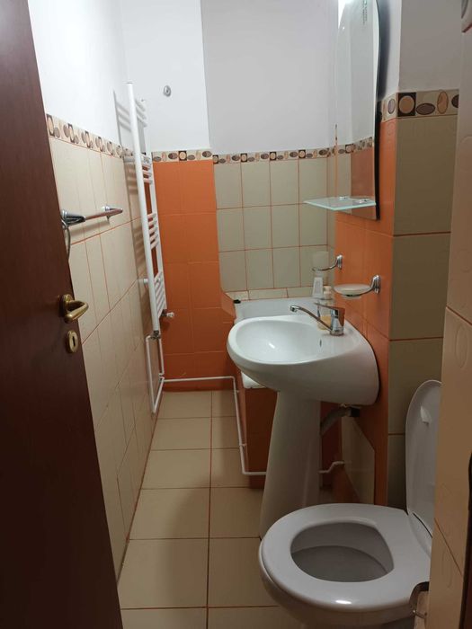 Inchiriem garsoniera Ultracentral- Universitate-Hotel Ramada,mobilata modern, Centrala,AC