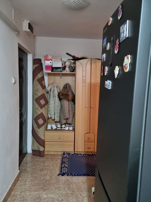 Apartament 2 camere  de vinzare