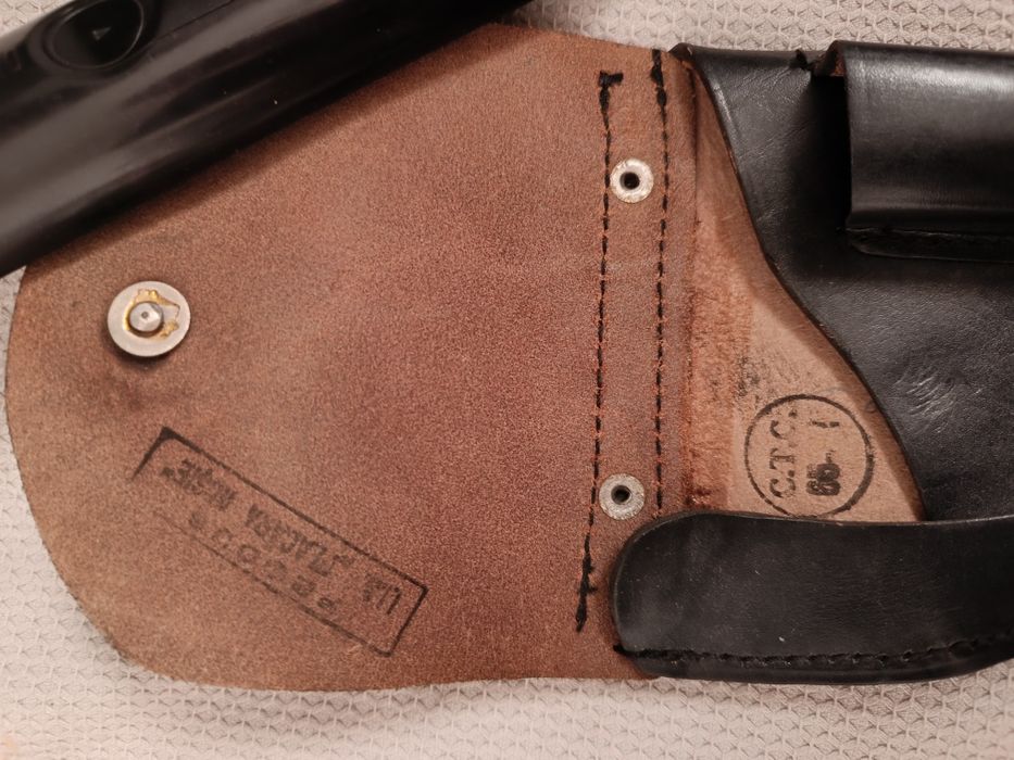 Port pistol din piele pentru pistol Carpați