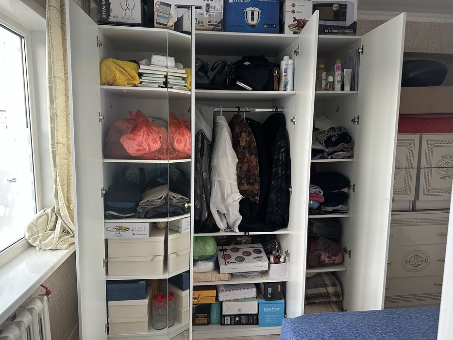 Спальный гарнитур