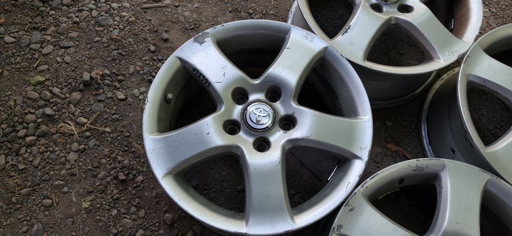 Комплект дисков R16. Toyota