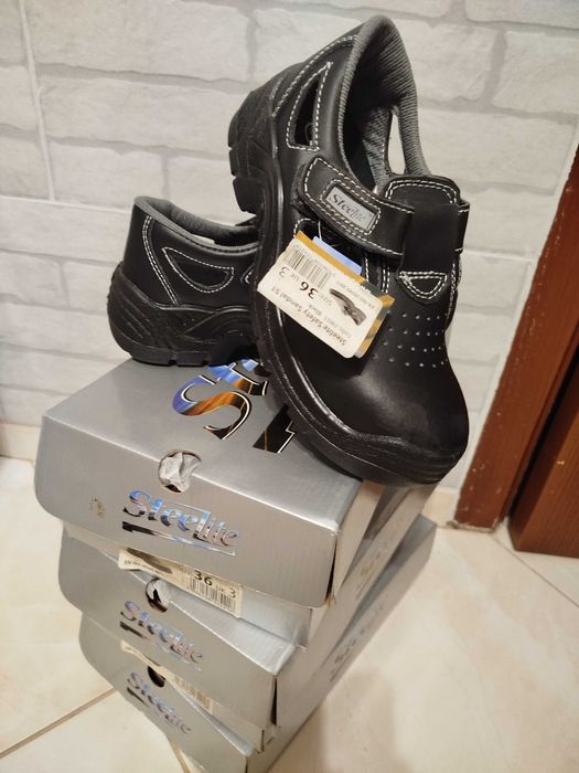 Промоция Работни обувки номер 36 и 37 - Нови