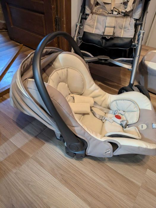 Vând cărucior bebe Inglesina Zippy 3in1