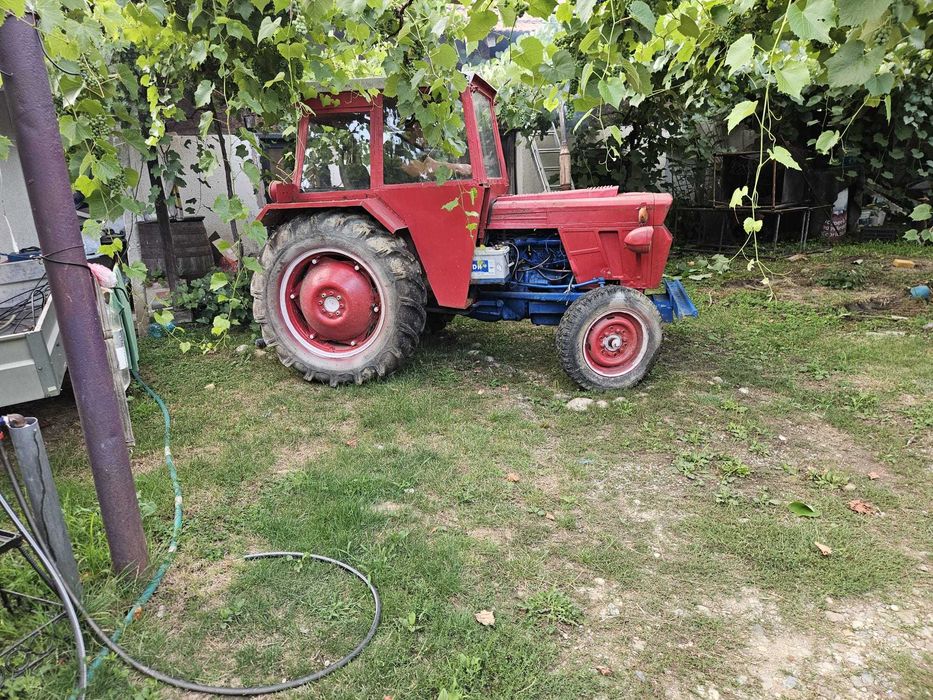 Vând Tractor Fiat U445 + Prășitoare IMS Sârbească – 6.500 € Negociabil