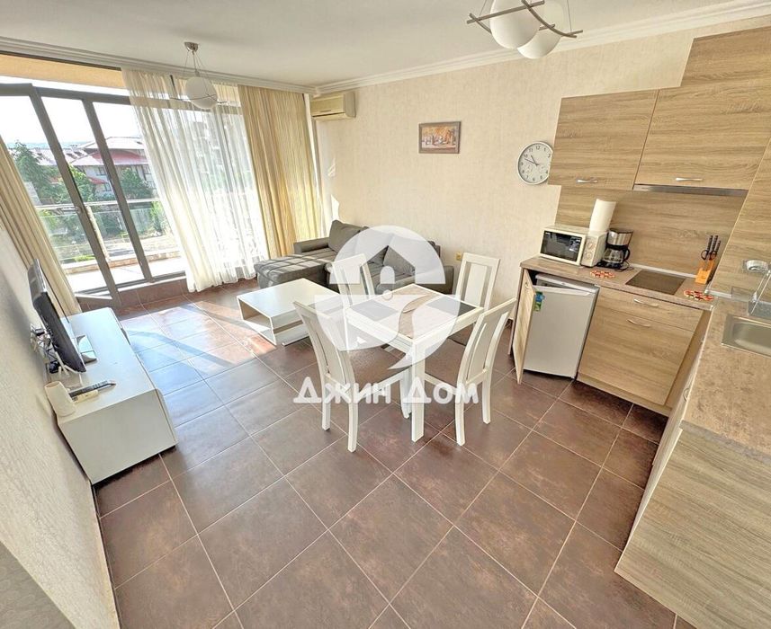 Продава се Двустаен апартамент в Свети Влас - 61 кв.м за 2296 €/кв.м - Снимка #3