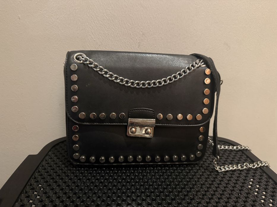 Дамска чанта черна