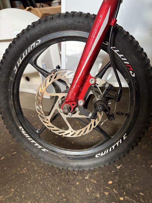 Bicicleta  copii 16’’ cu frane pe disc