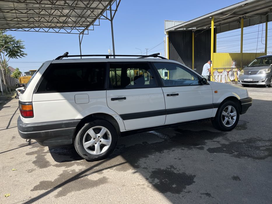 Пассат универсал 1992