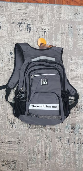 Продам качественный рюкзак с USB портом