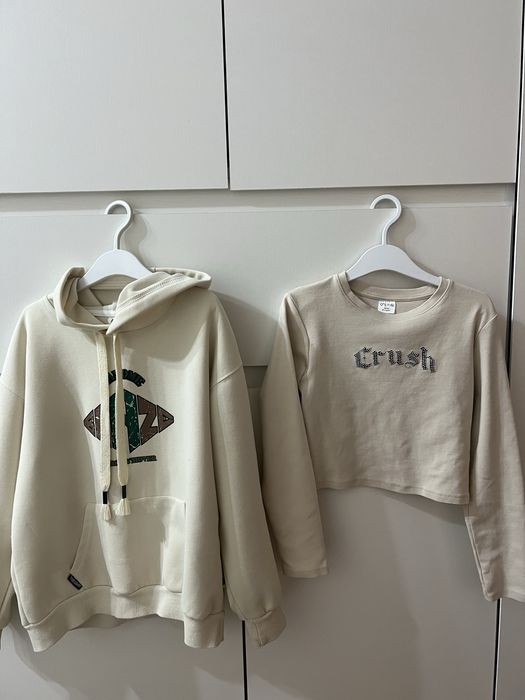 Одежда на девочек по 1000 тенге.