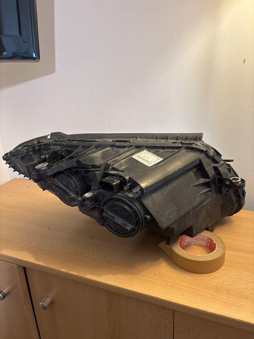 Фар Mercedes C-class A205