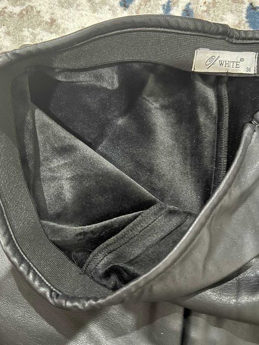 Кожаные леггинсы 36 размера, утепленные, чёрные